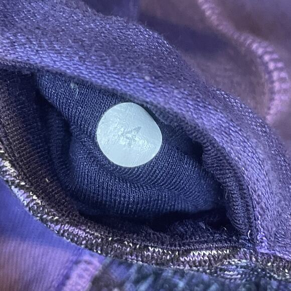 Lululemon Leggings Womens 4 Purple Groove Crop Split Leg Low Rise Workout Gym - Picture 3 of 10